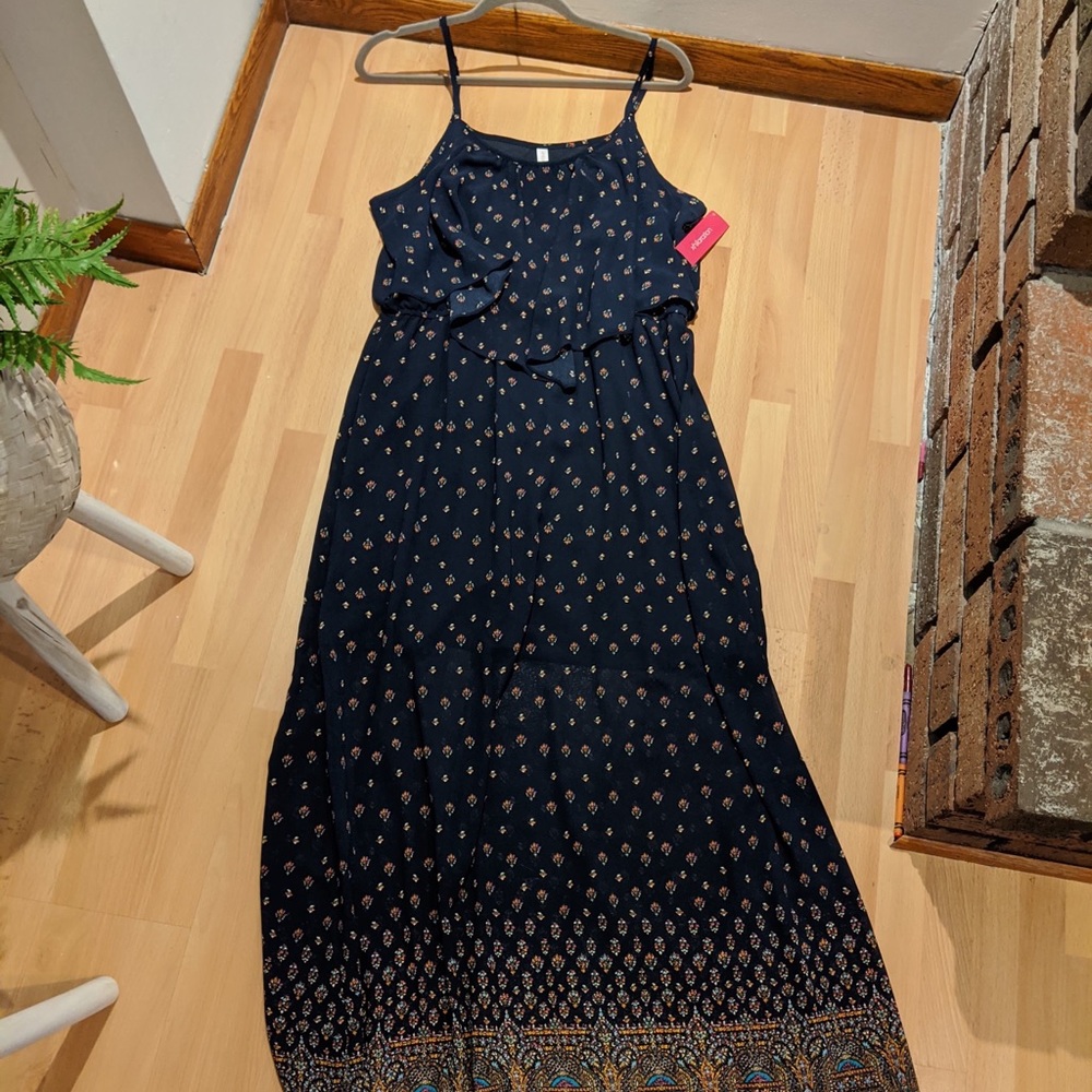 NWT Xhilaration Maxi Dress